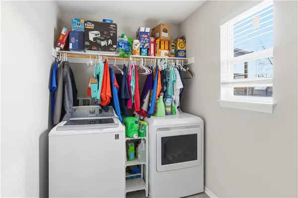 $510,000 | 14223 Amanda Lane, Basehor, KS 66007