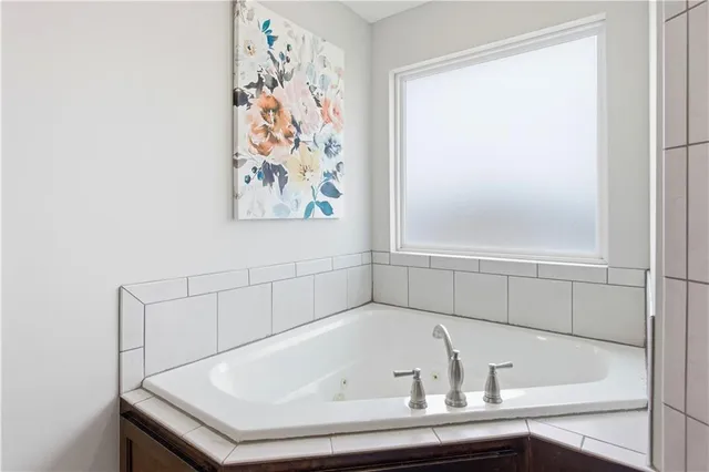 $525,000 | 14223 Amanda Lane, Basehor, KS 66007