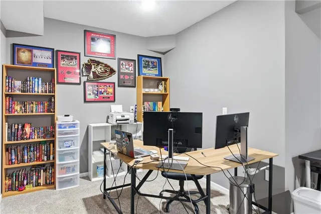 $525,000 | 14223 Amanda Lane, Basehor, KS 66007