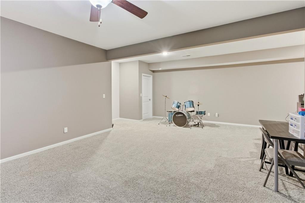 14223 Amanda Lane Basehor, KS 66007 - Photo 28 of 43