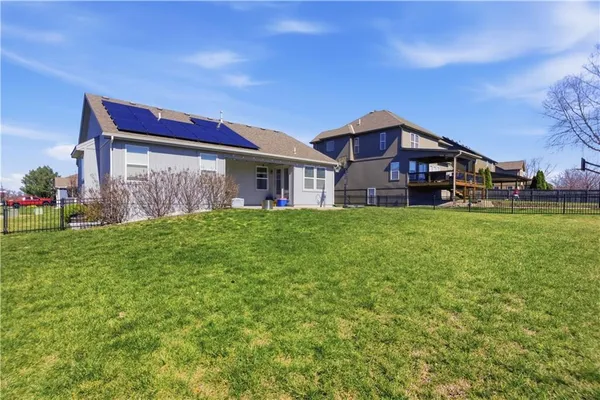 $510,000 | 14223 Amanda Lane, Basehor, KS 66007