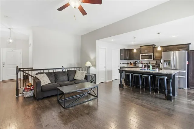 $525,000 | 14223 Amanda Lane, Basehor, KS 66007