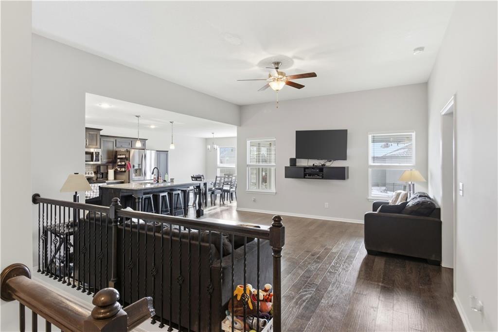 14223 Amanda Lane Basehor, KS 66007 - Photo 7 of 43