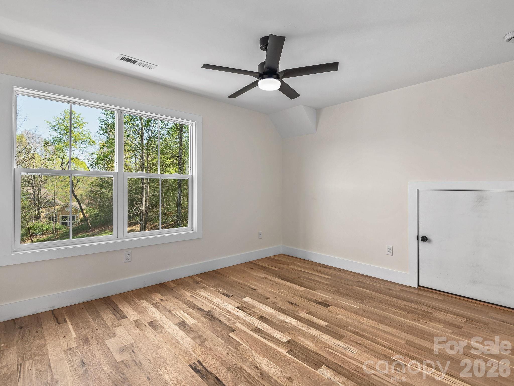 94 Spicewood Road Weaverville, NC 28787 - Photo 27 of 37