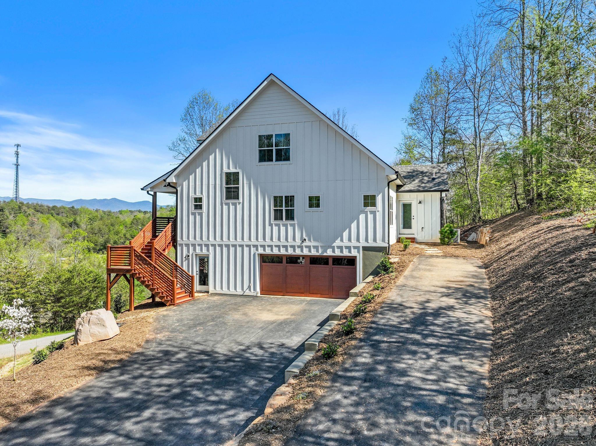 94 Spicewood Road Weaverville, NC 28787 - Photo 4 of 10