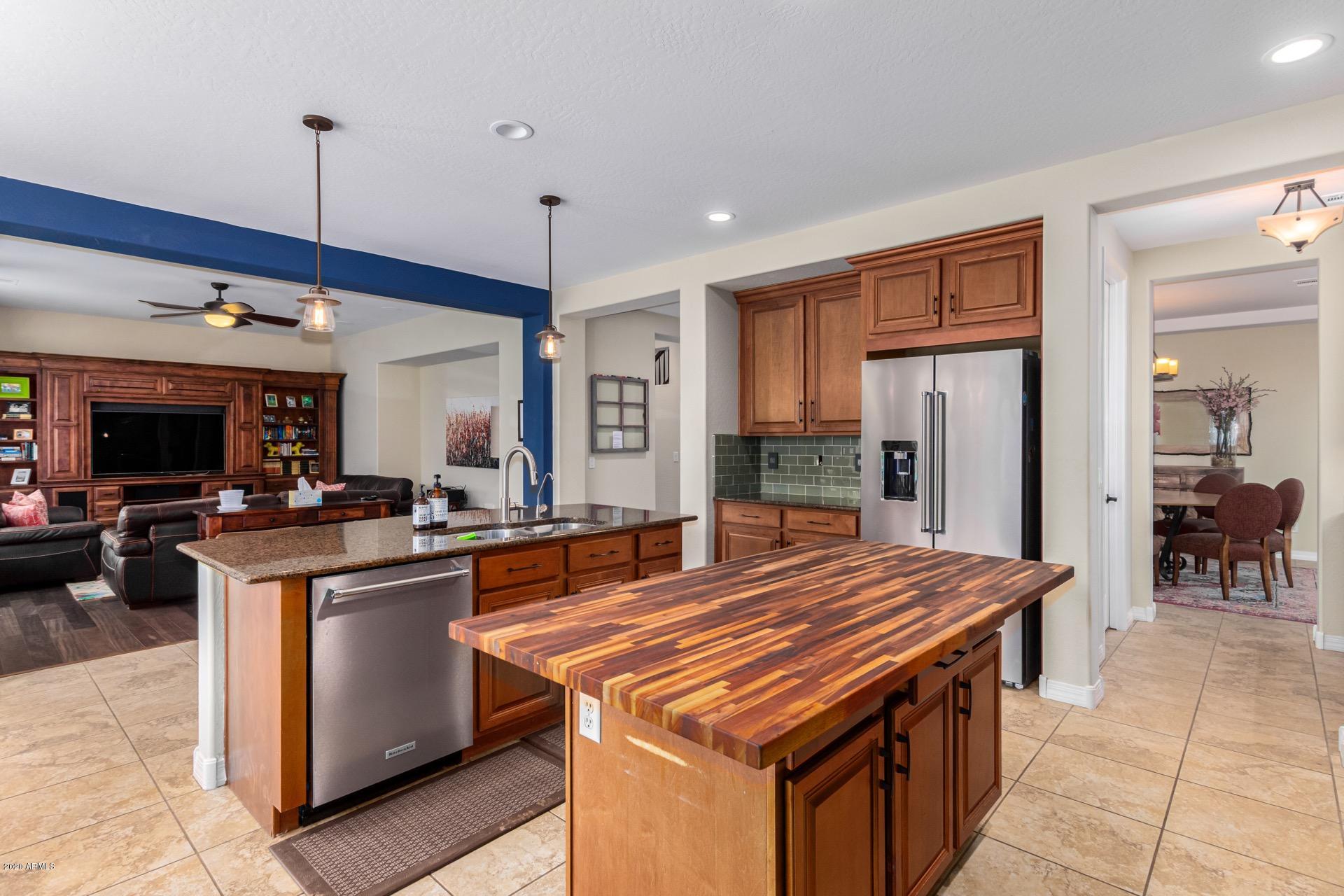 3791 East Weather Vane Road Gilbert, AZ 85296 - Photo 10 of 43 Butcher Block Island