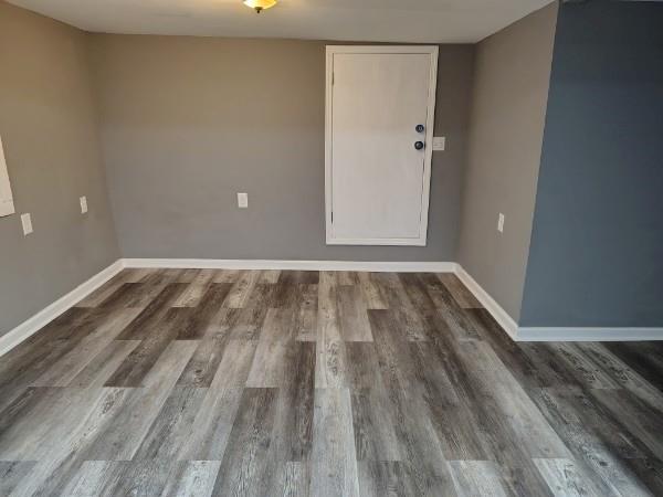 1113 35th Street Columbus, GA 31904 - Photo 5 of 9 a view of room with window