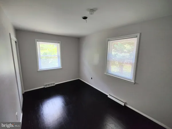 $3,000 | 405 Kresson Road, Voorhees, NJ 08043