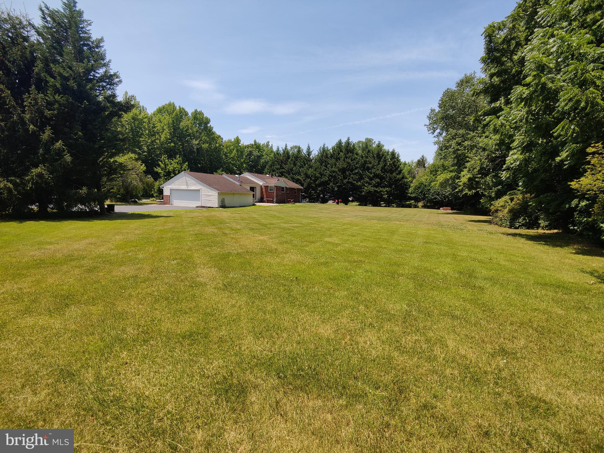 405 Kresson Road Voorhees, NJ 08043 - Photo 4 of 18 Large back/side yard