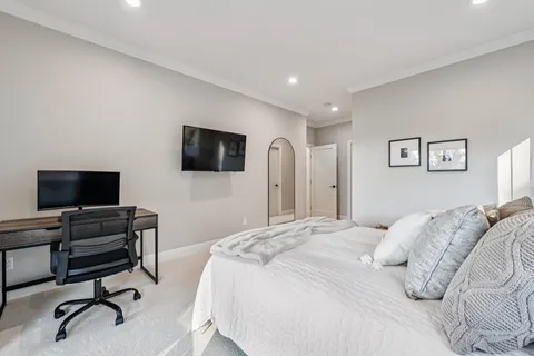 $2,195,000 | 6194 Mazuela Drive, Oakland, CA 94611