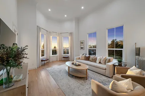 $2,195,000 | 6194 Mazuela Drive, Oakland, CA 94611