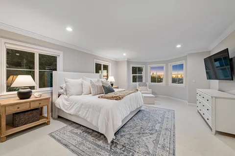 $2,195,000 | 6194 Mazuela Drive, Oakland, CA 94611