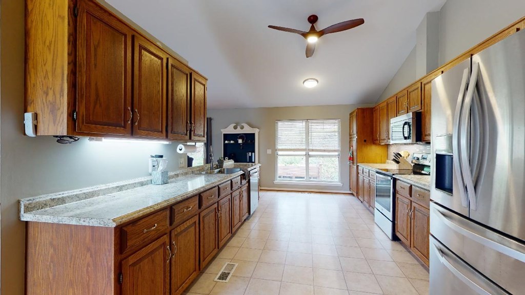 418 Circle R Drive Benton, TN 37307 - Photo 15 of 69 Gallery Image 15