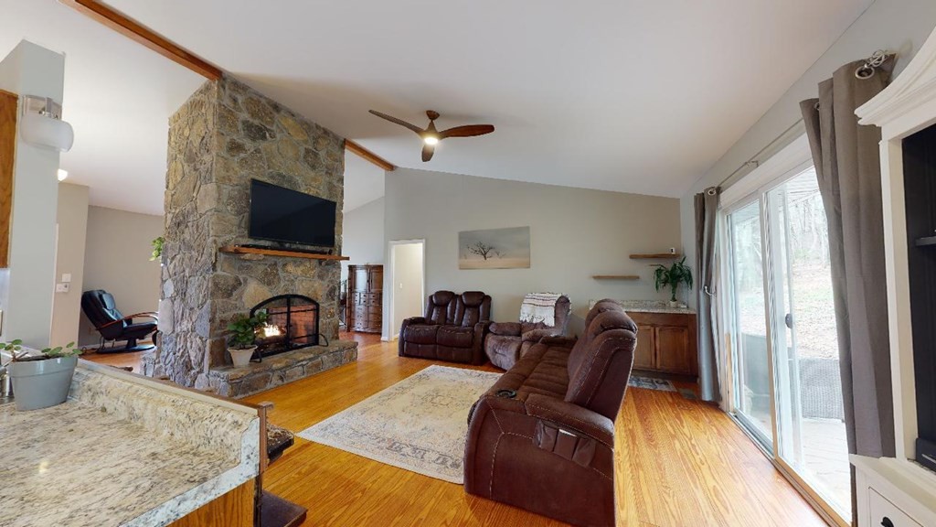 418 Circle R Drive Benton, TN 37307 - Photo 22 of 69 Gallery Image 22