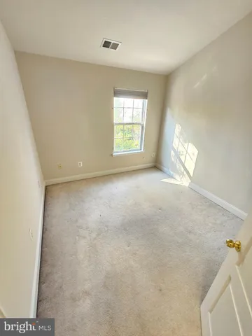 a view of empty room with window