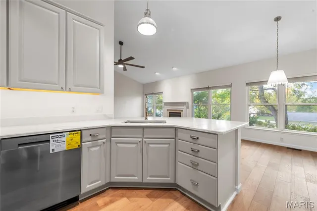 $700,000 | 2364 The Courts Drive, Chesterfield, MO 63017