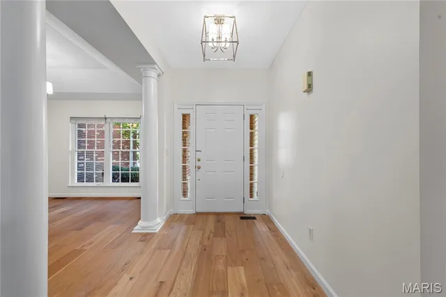 $700,000 | 2364 The Courts Drive, Chesterfield, MO 63017