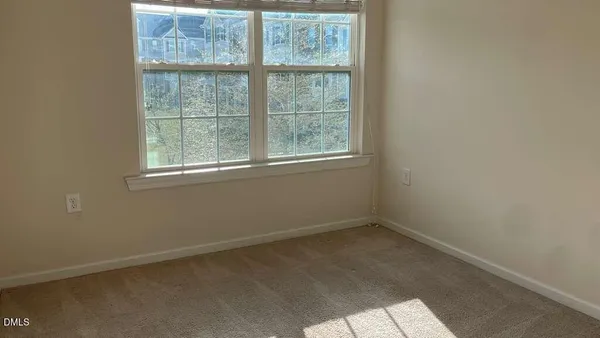 $1,995 | 6044 Kentworth Drive, Holly Springs, NC 27540