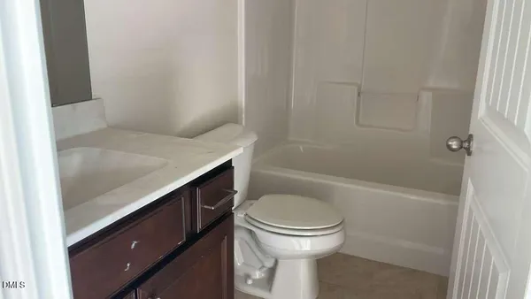 $1,995 | 6044 Kentworth Drive, Holly Springs, NC 27540