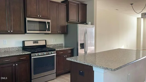 $1,995 | 6044 Kentworth Drive, Holly Springs, NC 27540