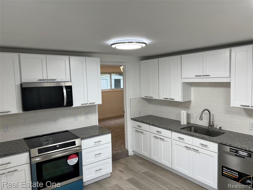 22767 Middlebelt Road Farmington Hills, MI 48336 - Photo 8 of 16