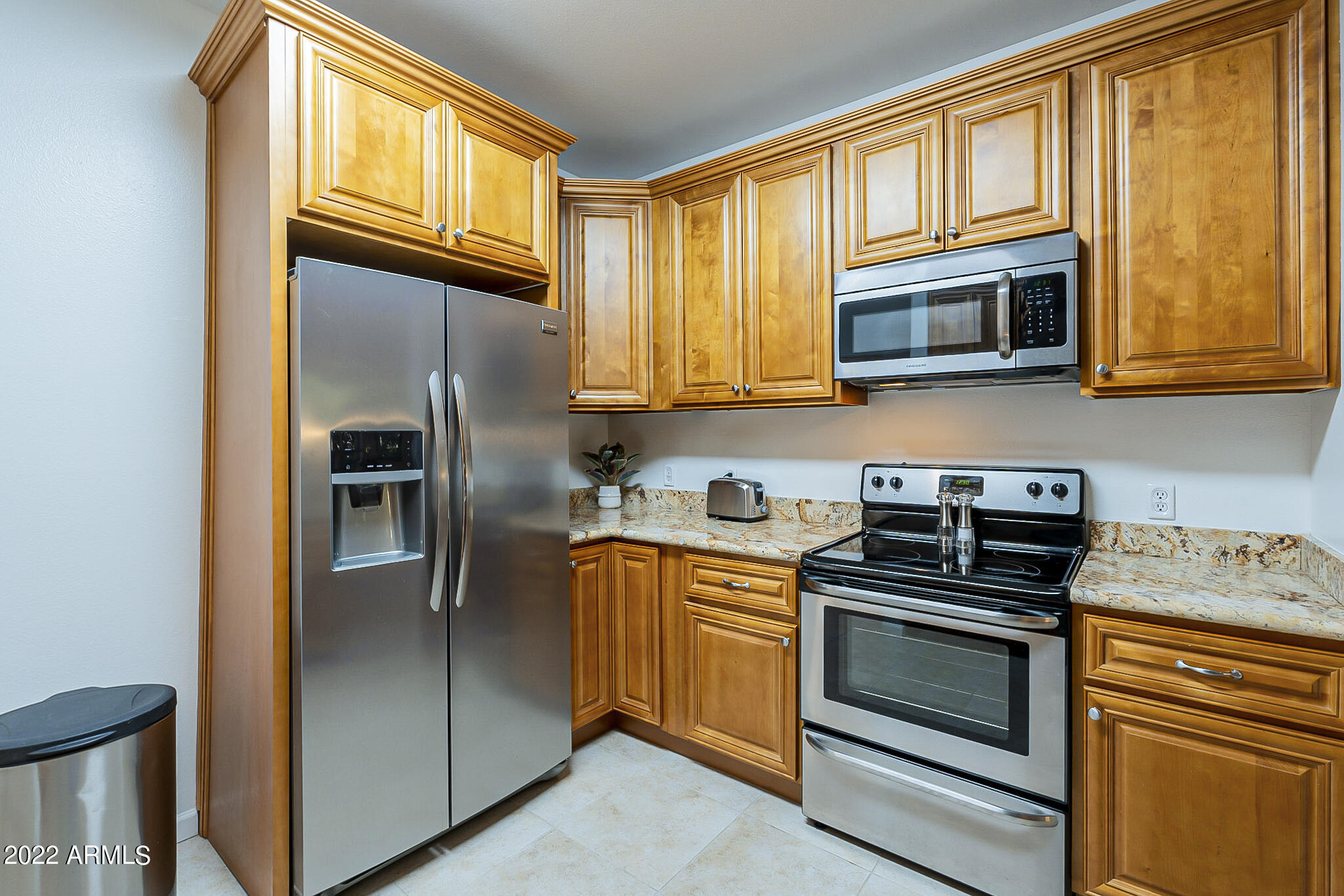 9550 East Thunderbird Road, Unit 151 Scottsdale, AZ 85260 - Photo 25 of 50 Upgraded Kitchen