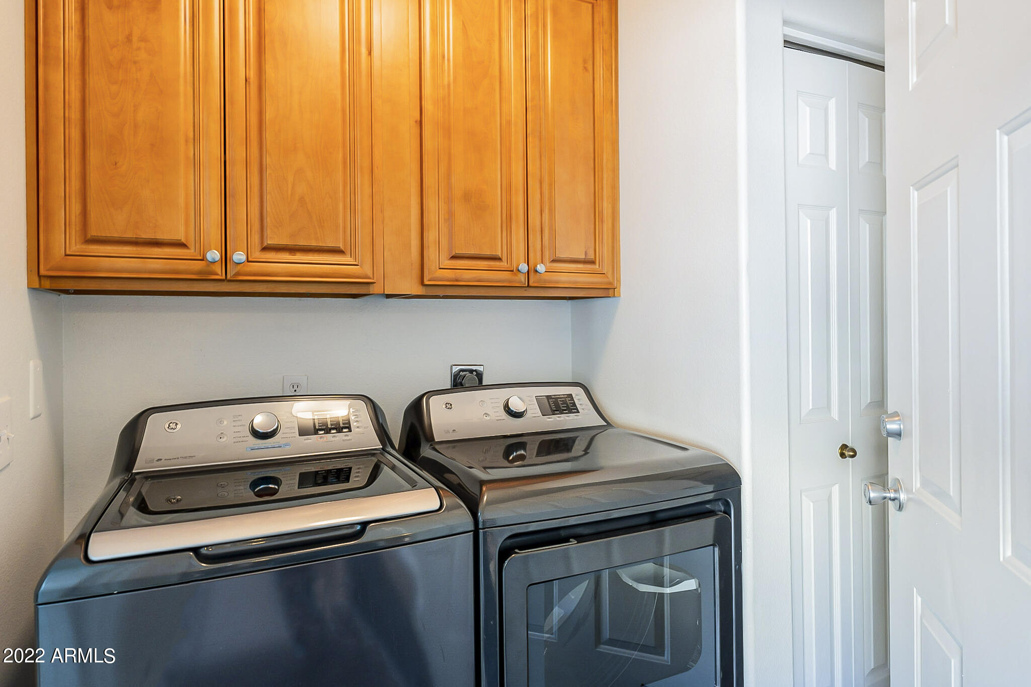 9550 East Thunderbird Road, Unit 151 Scottsdale, AZ 85260 - Photo 42 of 50 Laundry Room