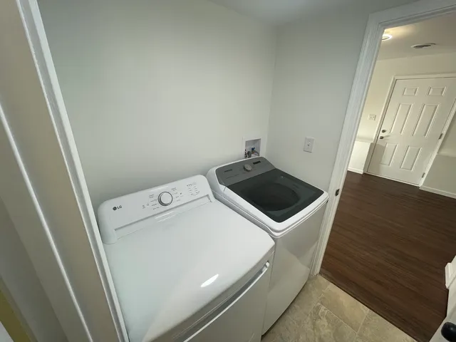 $279,900 | 1008 Mallard Drive, Bradley, IL 60915