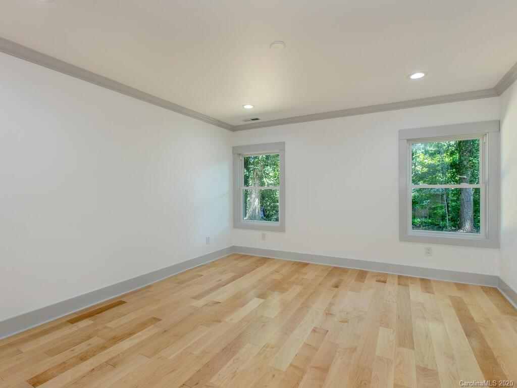 108 Balsam Road Hendersonville, NC 28792 - Photo 23 of 41 Gallery Image 23