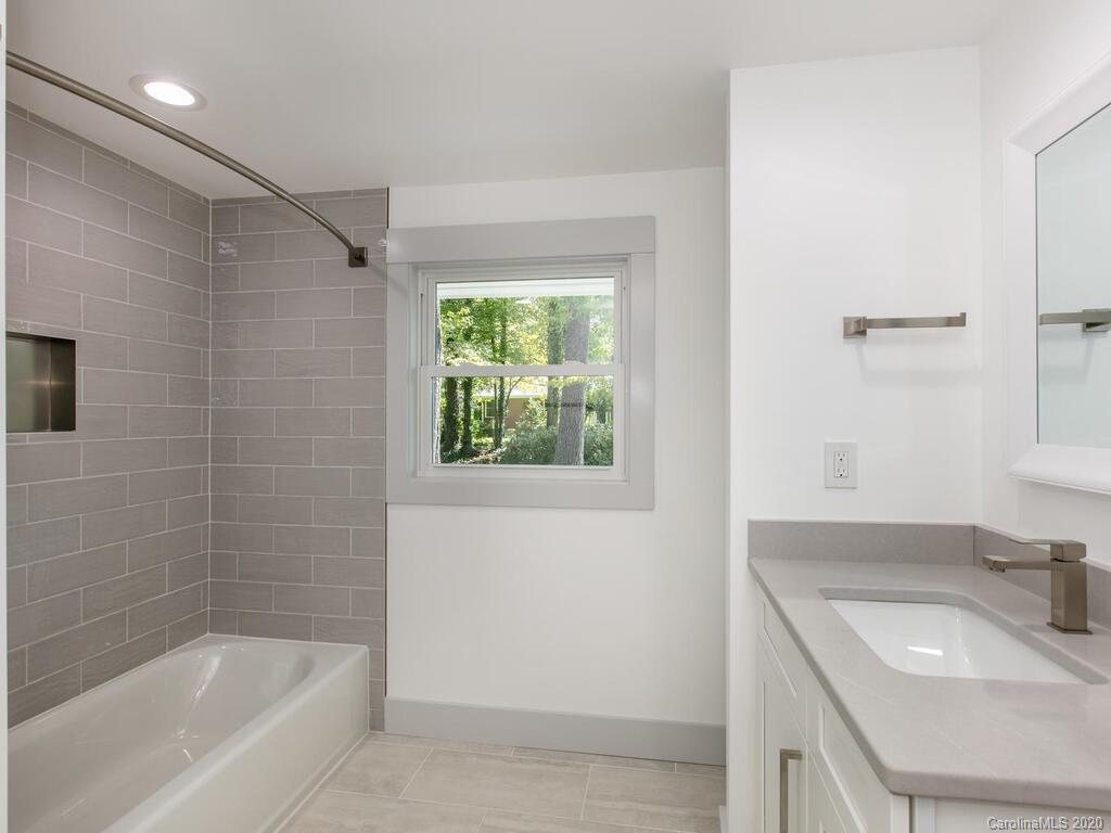 108 Balsam Road Hendersonville, NC 28792 - Photo 32 of 41 Gallery Image 32