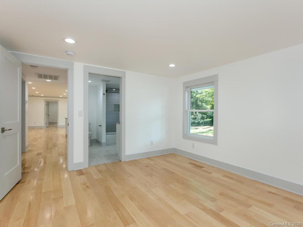 108 Balsam Road Hendersonville, NC 28792 - Photo 35 of 41 Gallery Image 35