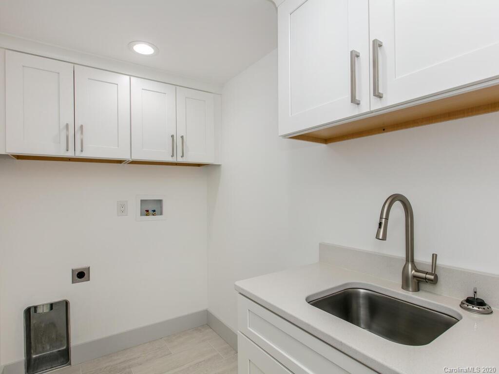 108 Balsam Road Hendersonville, NC 28792 - Photo 36 of 41 Gallery Image 36
