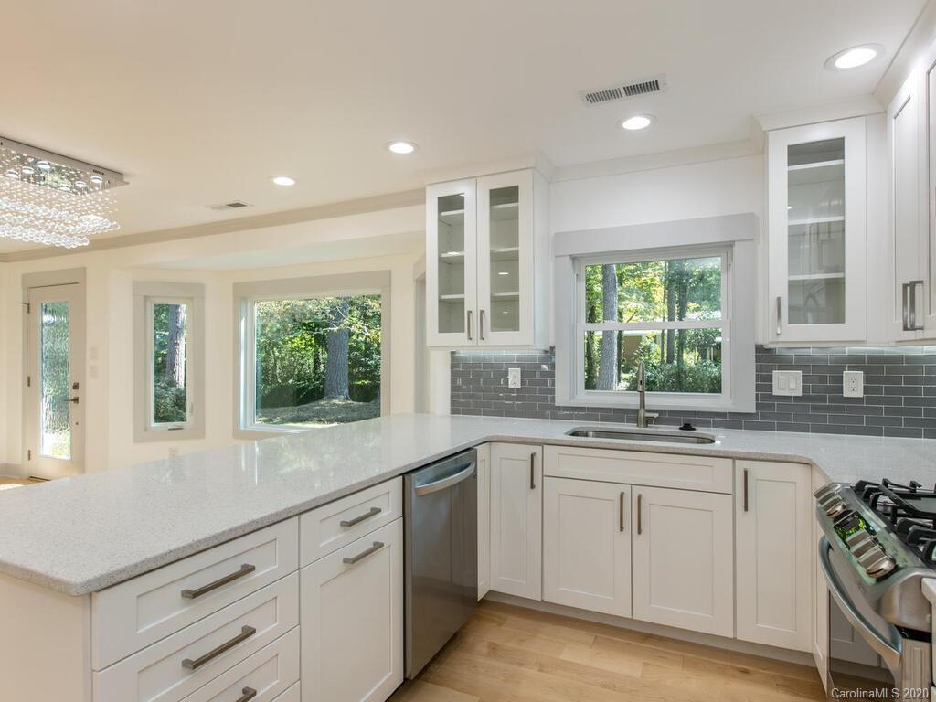 108 Balsam Road Hendersonville, NC 28792 - Photo 9 of 41 Gallery Image 9