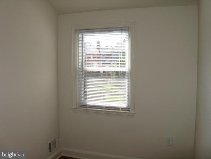 1925 Frames Road Dundalk, MD 21222 - Photo 11 of 14 Bedroom #3