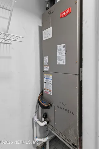 a bathroom with a toilet