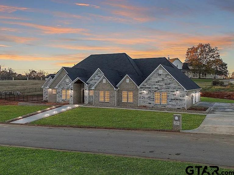 611 Bridle Ridge Drive Tyler, TX 75703 - Photo 5 of 42