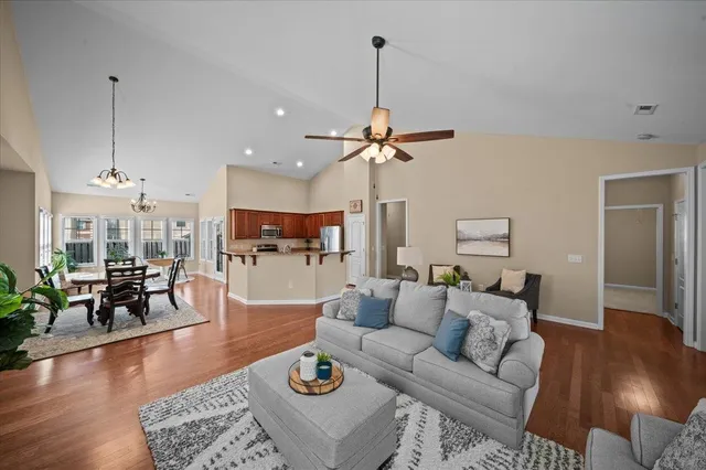 $294,500 | 237 Medoc Lane, Moore, SC 29369