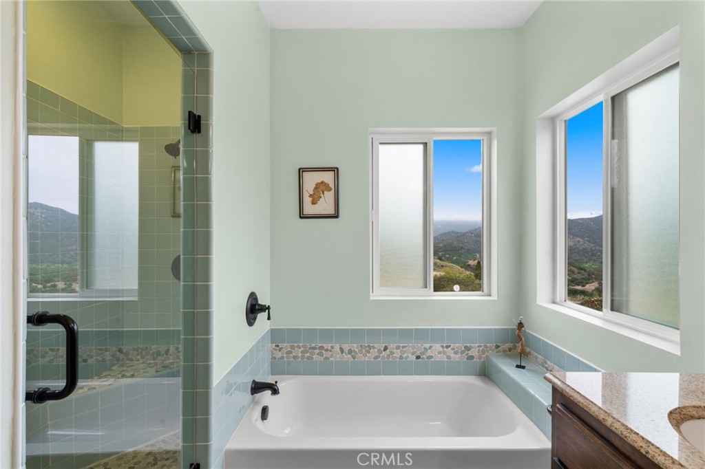 2389 Eric Road Fallbrook, CA 92028 - Photo 4 of 12