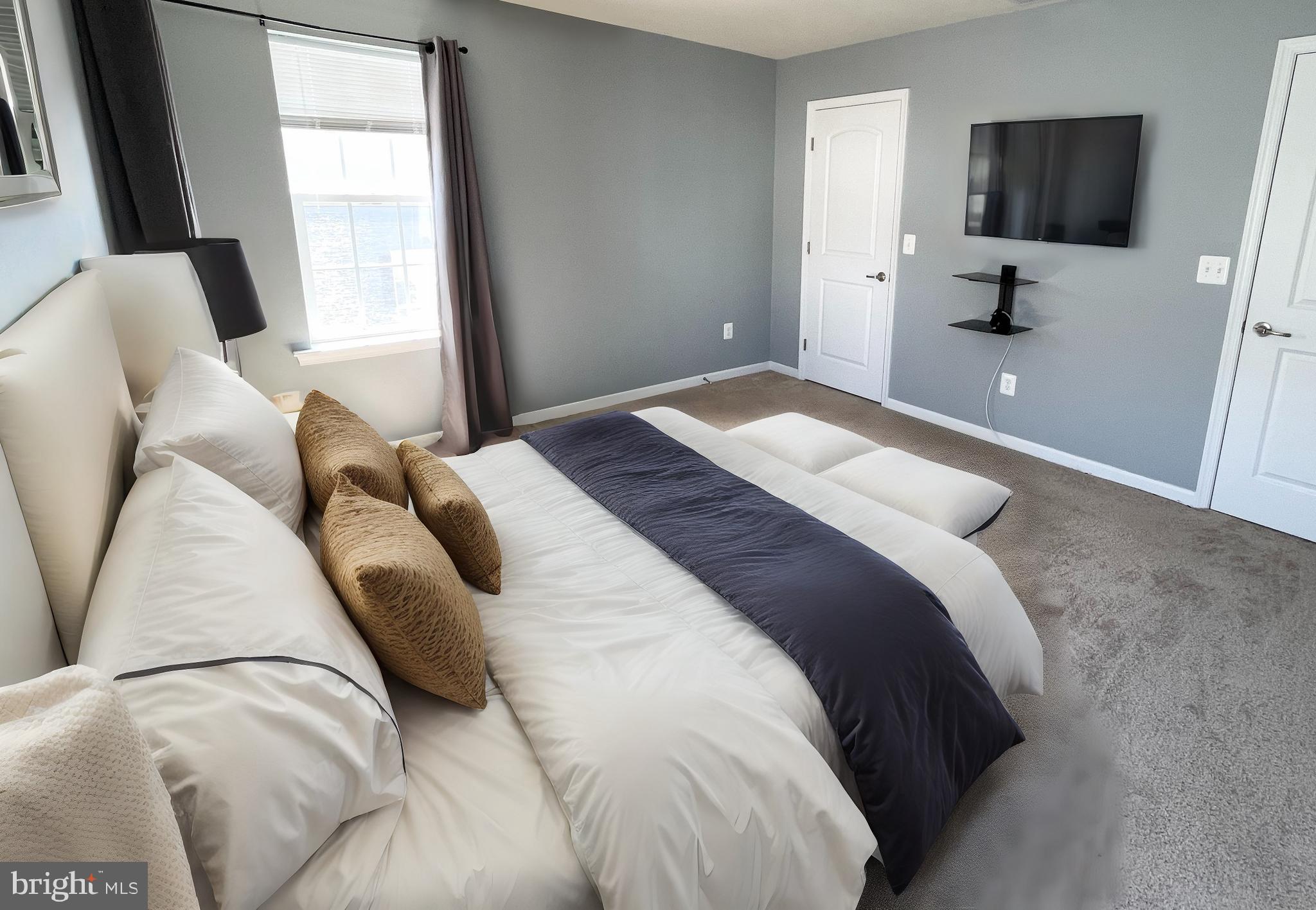 4422 Old Frederick Road Baltimore, MD 21229 - Photo 20 of 39 VIRTUAL STAGING- PRIMARY BEDROOM 2