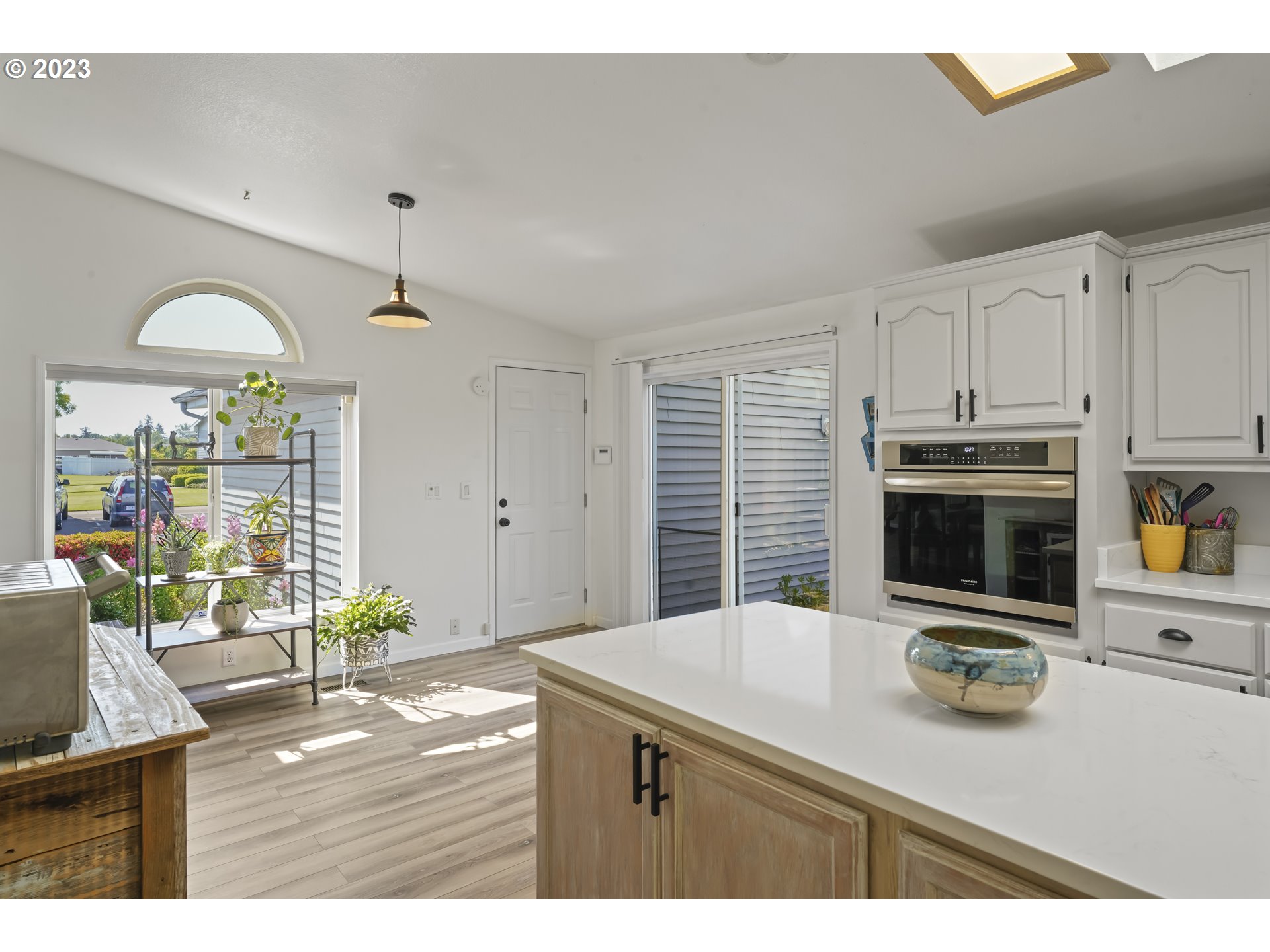 2580 Lansdown Road Eugene, OR 97404 - Photo 11 of 46 Gallery Image 11