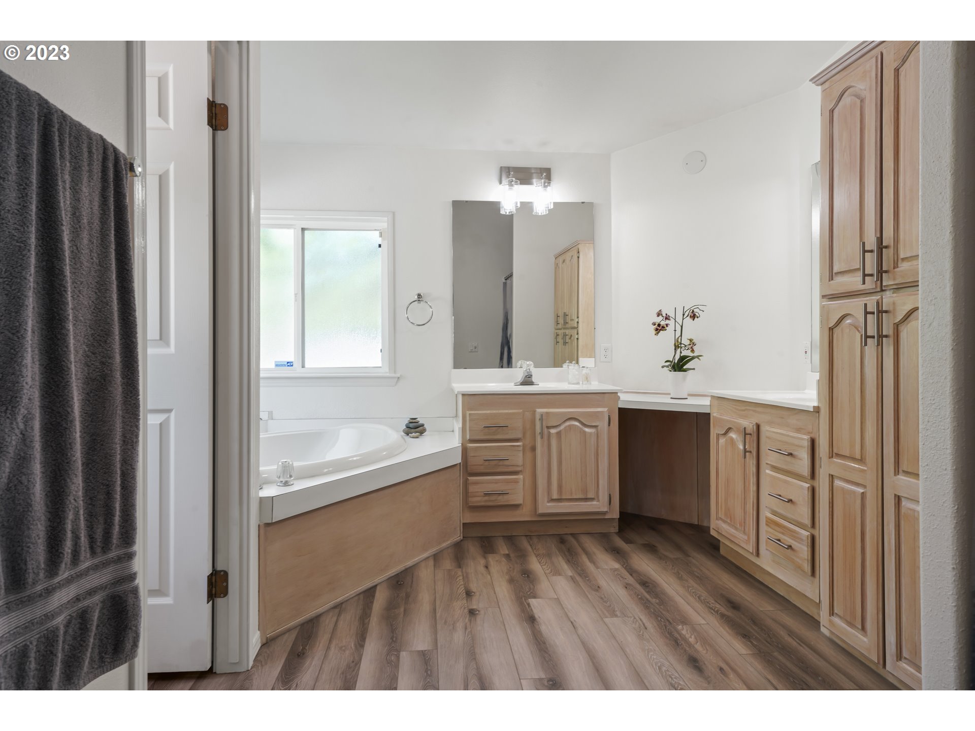 2580 Lansdown Road Eugene, OR 97404 - Photo 29 of 46 Gallery Image 29