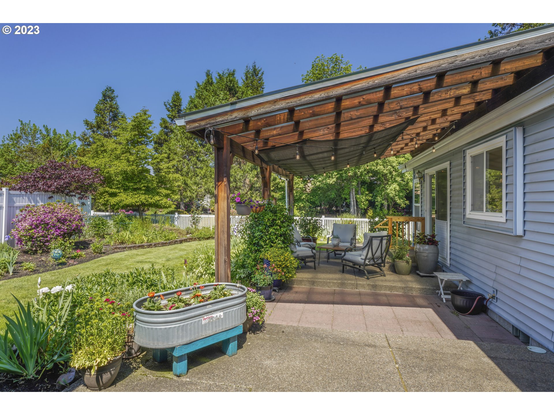 2580 Lansdown Road Eugene, OR 97404 - Photo 34 of 46 Gallery Image 34