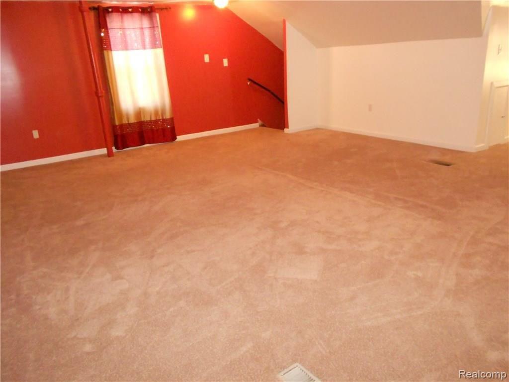 7733 Miller Road Dearborn, MI 48126 - Photo 26 of 45