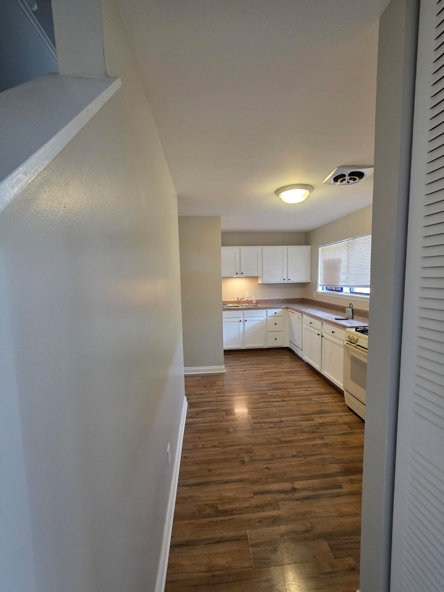 342 West Anderson Street Crown Point, IN 46307 - Photo 9 of 26 1500x2000