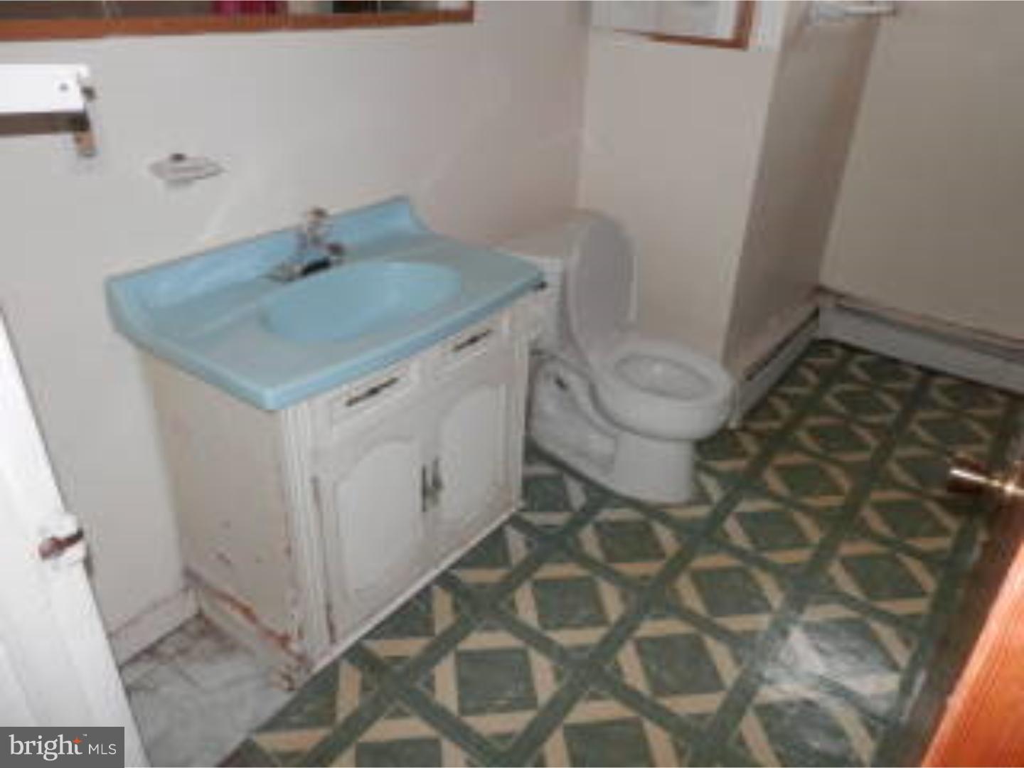 268 Wembly Road Upper Darby, PA 19082 - Photo 8 of 14