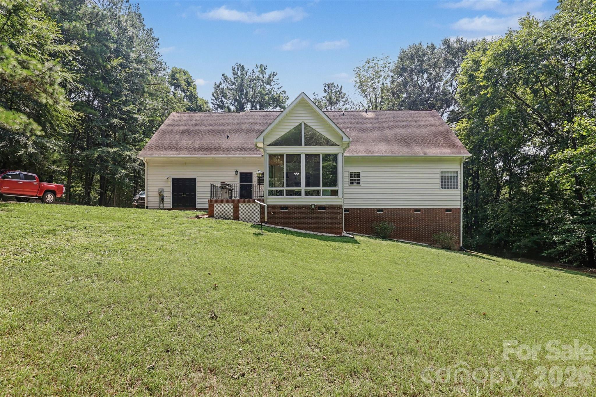 8401 Shelley Mullis Road Fort Mill, SC 29707 - Photo 37 of 40