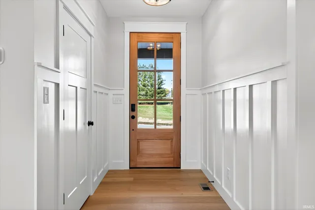 $780,000 | 724 East Crestline Drive, Bloomington, IN 47401