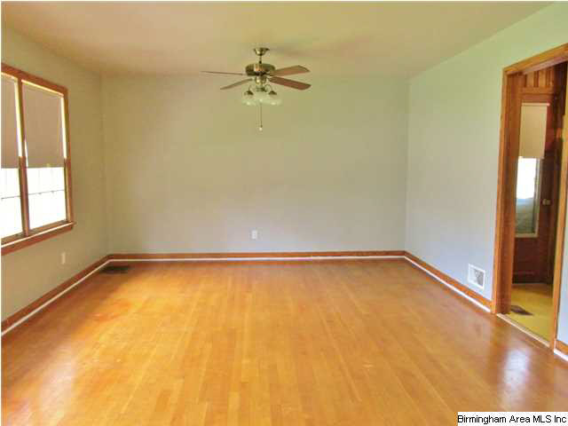 7182 Rowan Road Leeds, AL 35094 - Photo 2 of 8