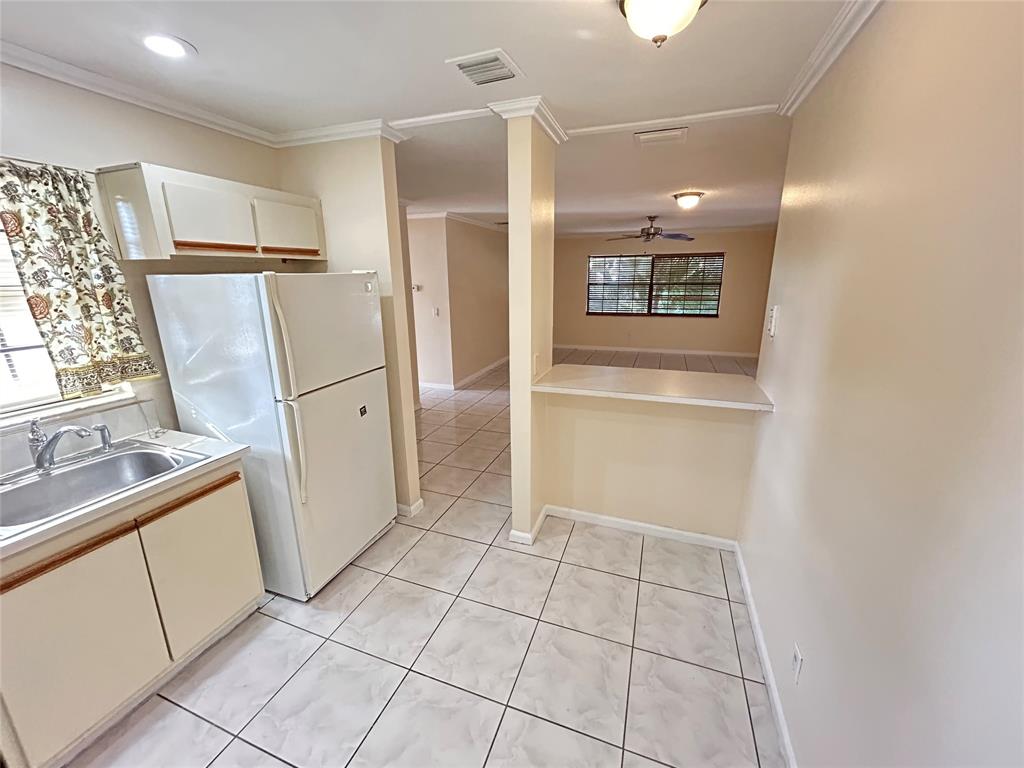 3571 Northwest 94th Avenue, Unit 3571 Sunrise, FL 33351 - Photo 8 of 26