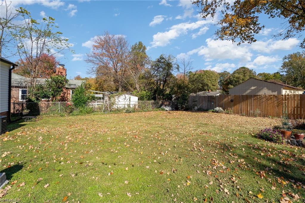 722 Forrest Street High Point, NC 27262 - Photo 10 of 28